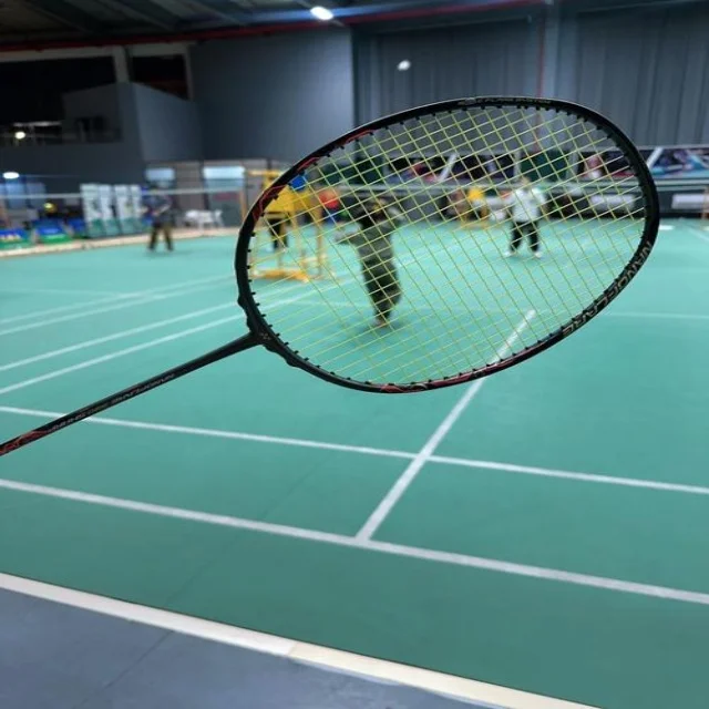 石宇奇与奈良冈功大交锋数据对比揭示羽毛球男单胜负难测格局